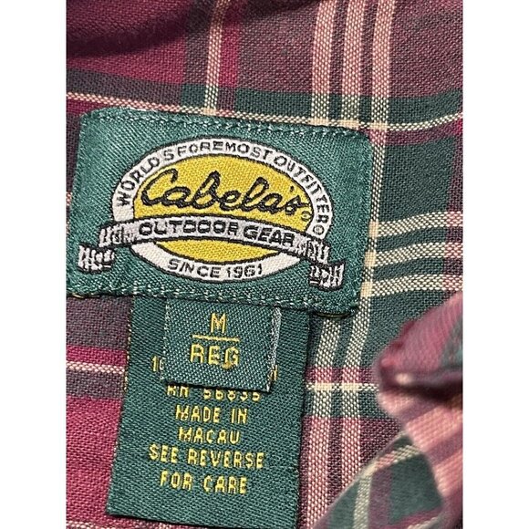 Cabela's Mens Shirt Size Medium Red Green Plaid Button Down - Picture 4 of 8